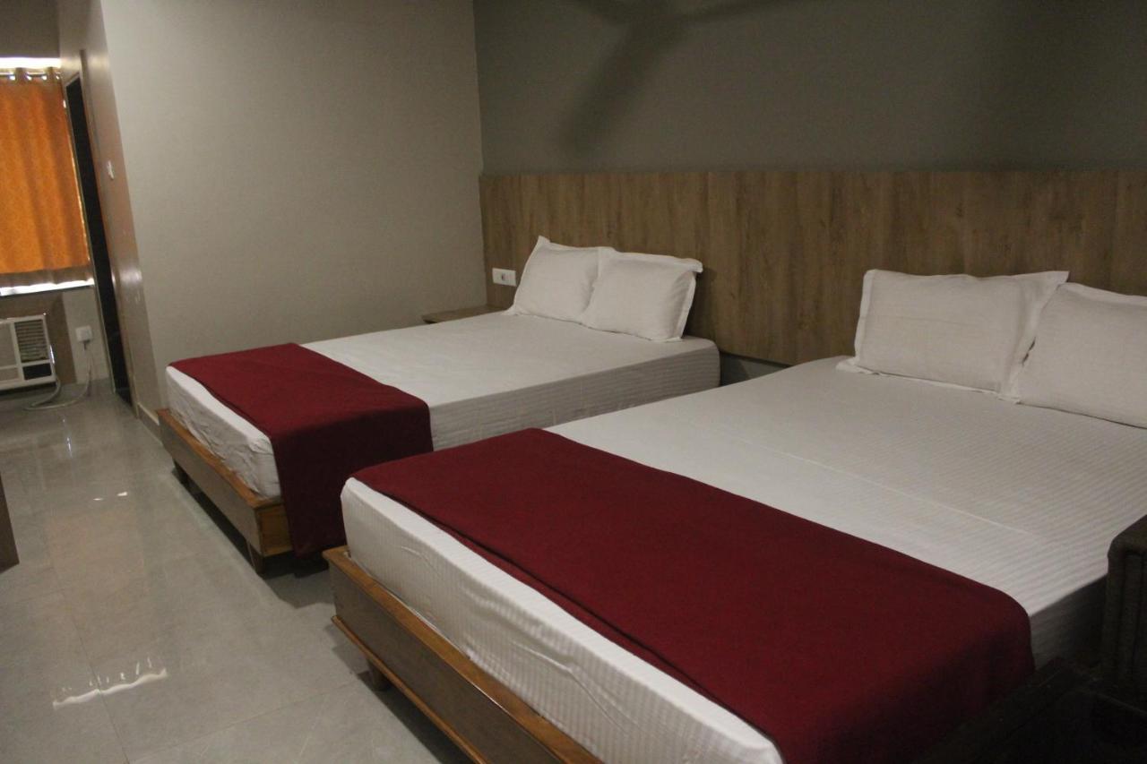 Hotel Janaki Pride 普里 外观 照片