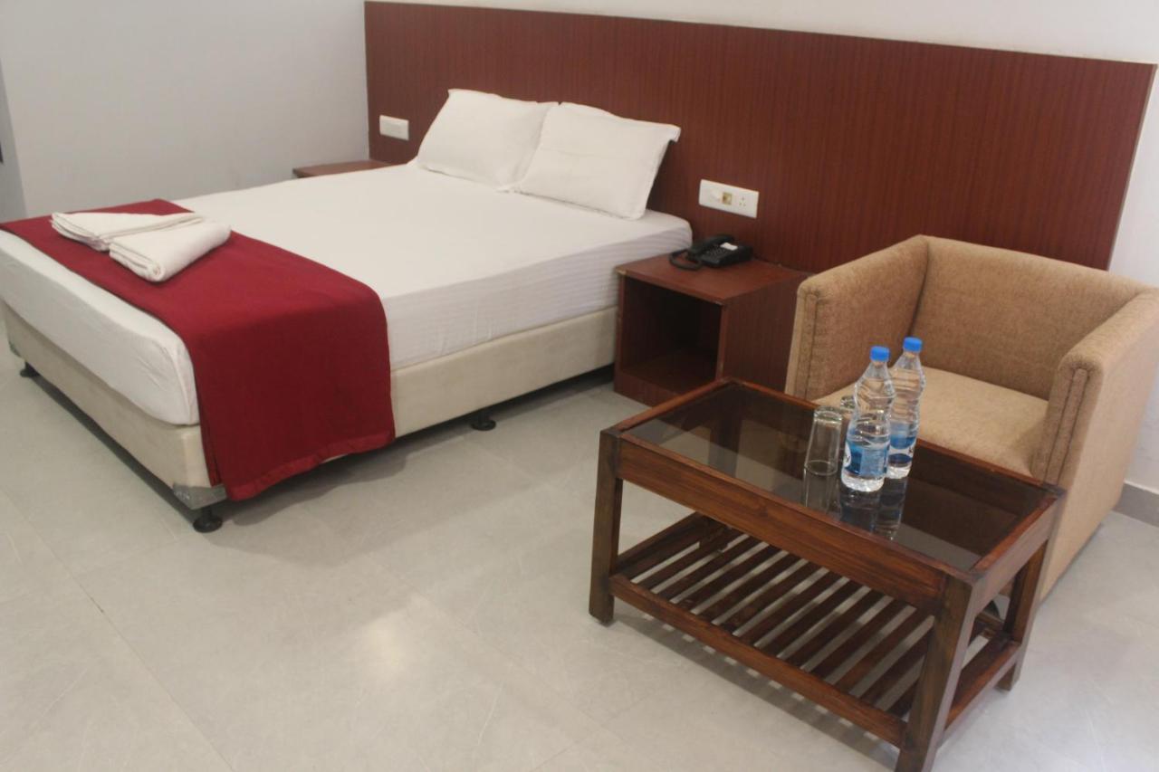 Hotel Janaki Pride 普里 外观 照片